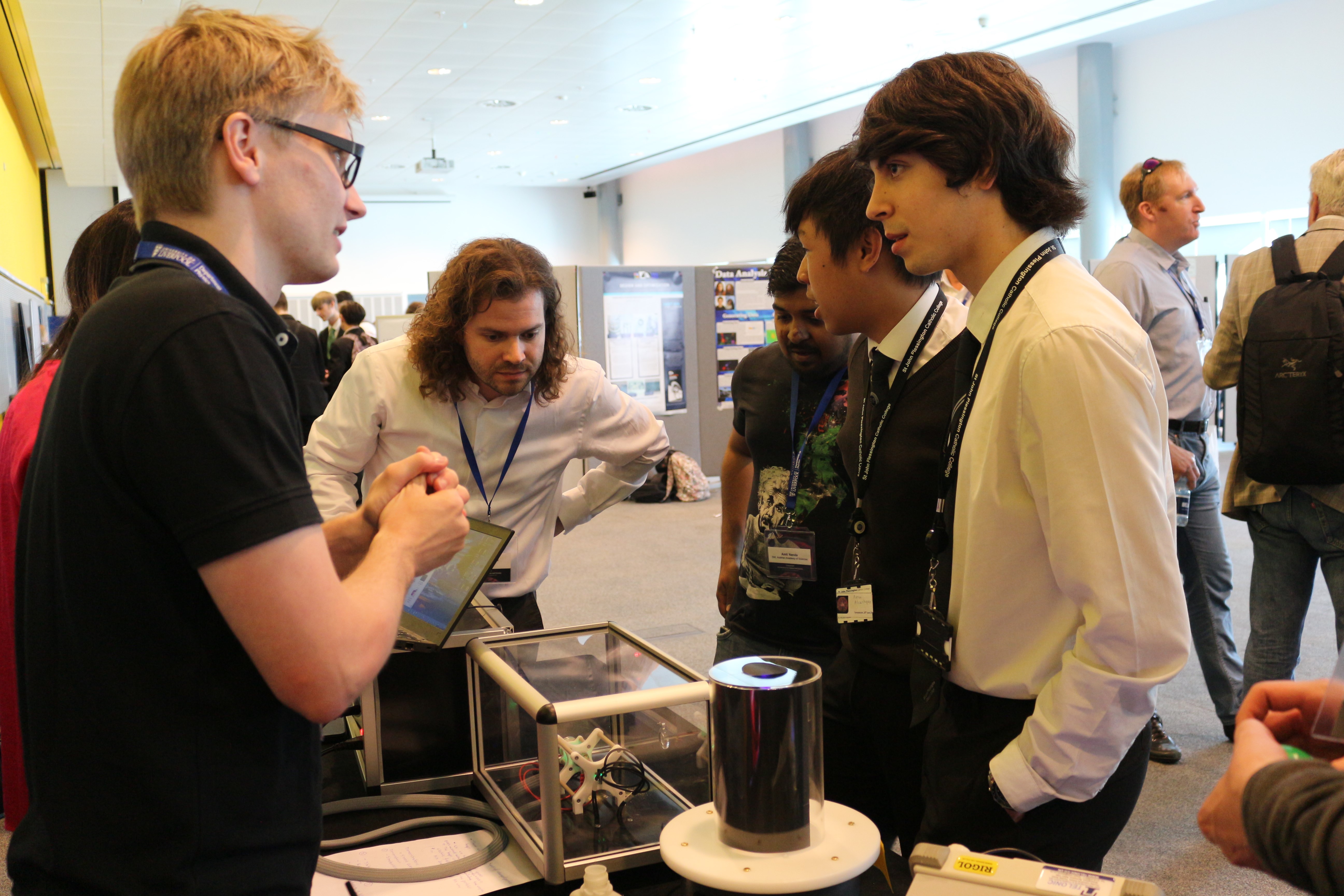 Young delegates at an AVA symposium had the opportunity to experience science up close, demonstrated by AVA Fellows (Image: University of Liverpool)